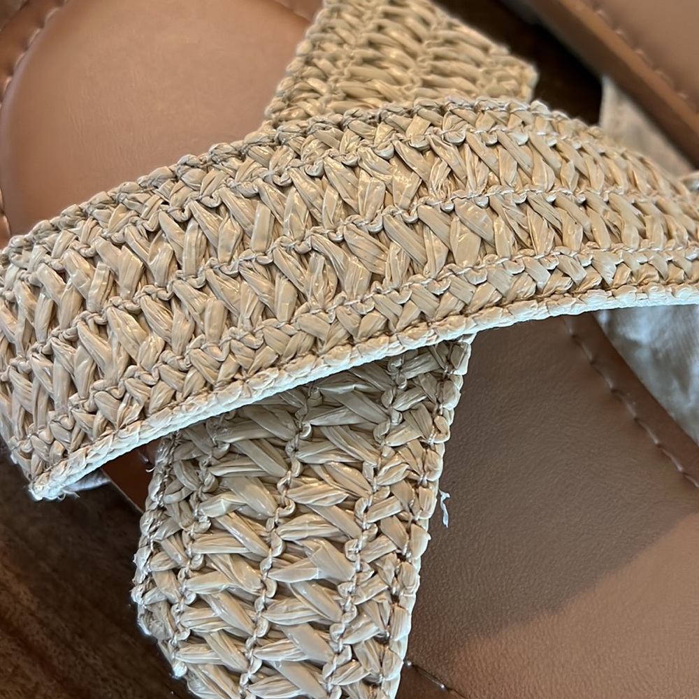 Old Navy Flats 8 - Picture 3 of 6